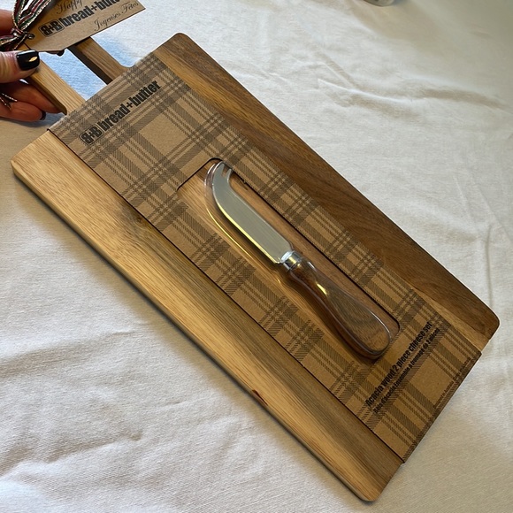 NWT Acacia wood 2 piece cheese set cutting board knife set - Picture 9 of 9